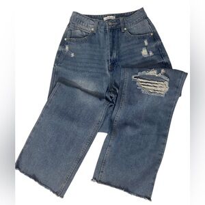 Trendy Distressed Boyfriend Jeans in Classic Blue